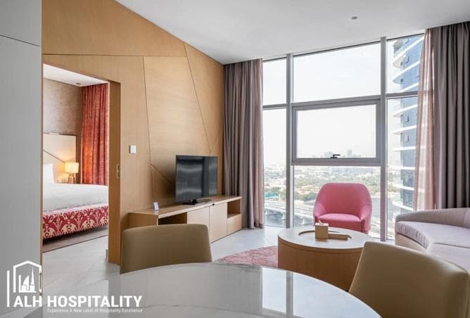 Hilton Dubai Creek Hotel \u0026 Residences — photo 2