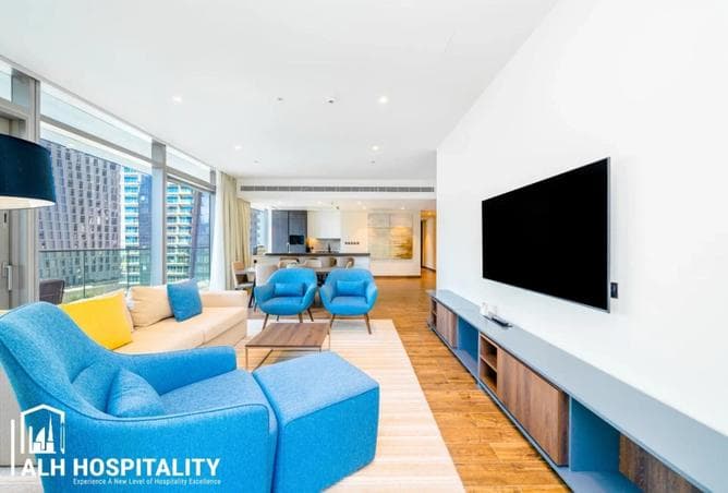 Three-bed at Jumeirah Living Marina Gate — Marina and pool views, bills included