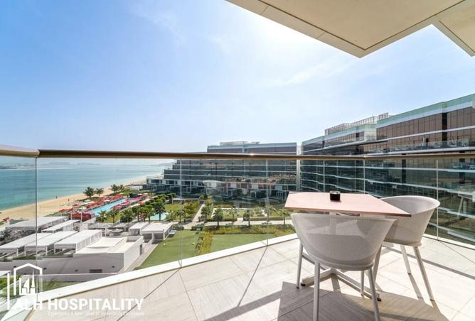 Two-bed at Th8 Palm — sea view, private beach access